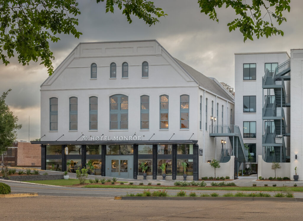 Hotel Monroe Exterior