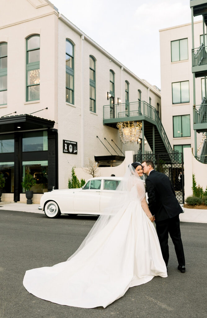 Weddings at The Hotel Monroe